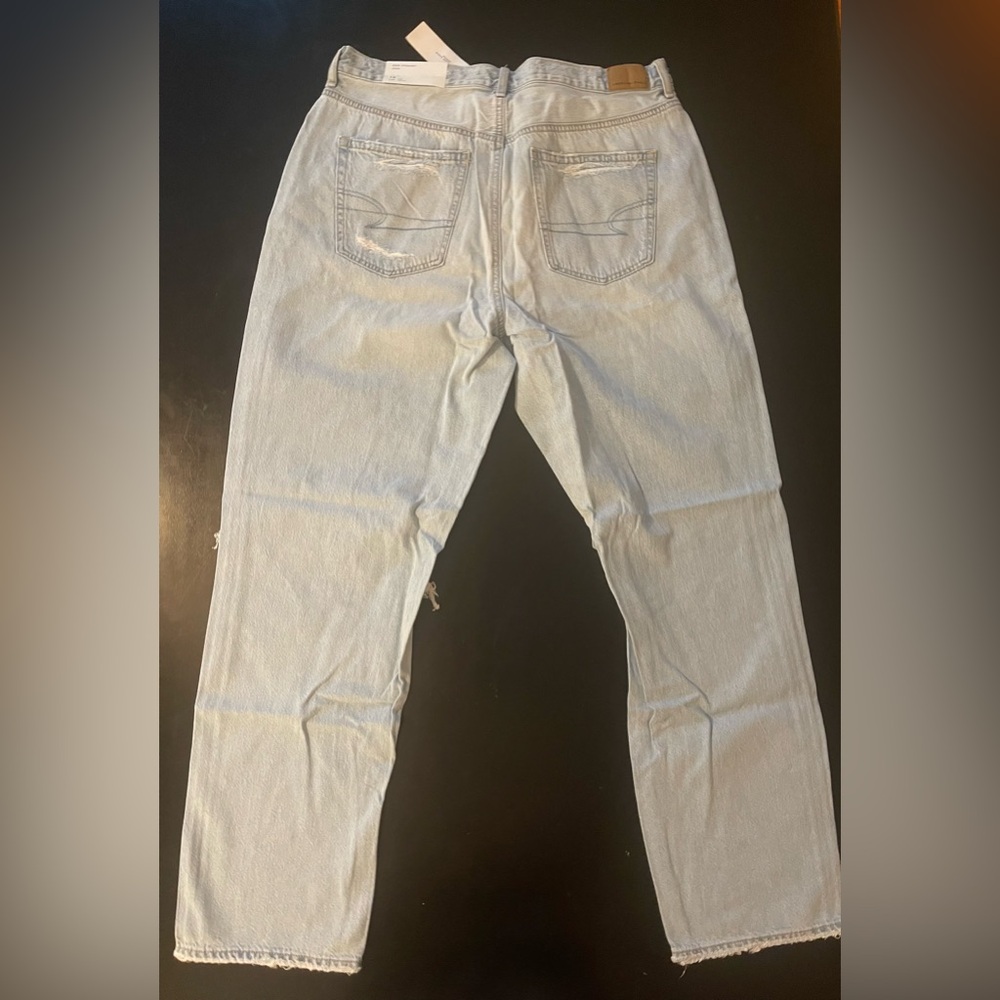 🖤 NWT American Eagle Mom Straight Jean - Picture 4 of 8